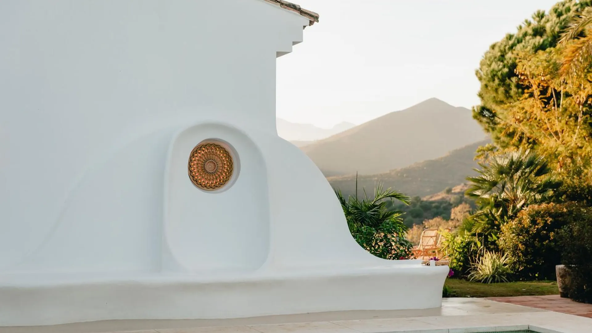 Viluz - Wellbeing Resort Marbella Mijas Bed and breakfast