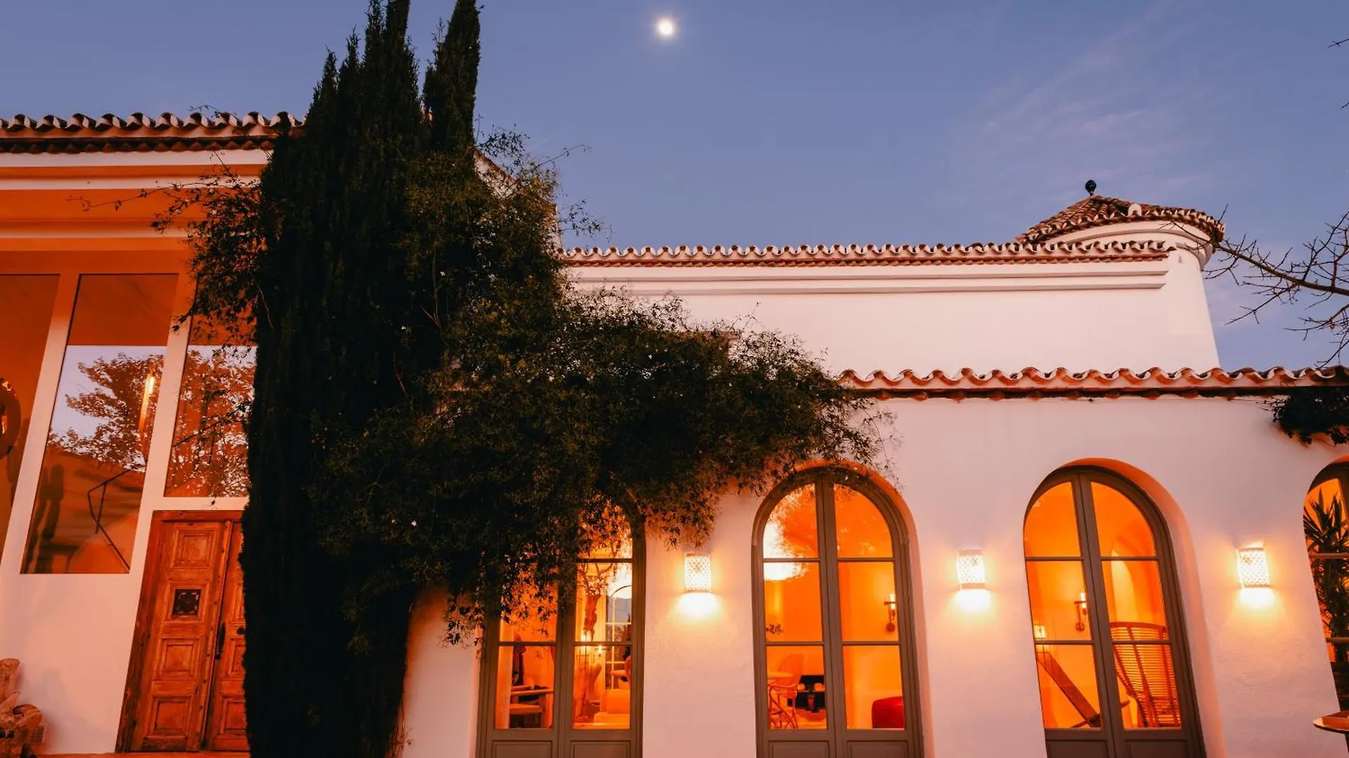 ميخاس Viluz - Wellbeing Resort Marbella فندق مبيت وإفطار